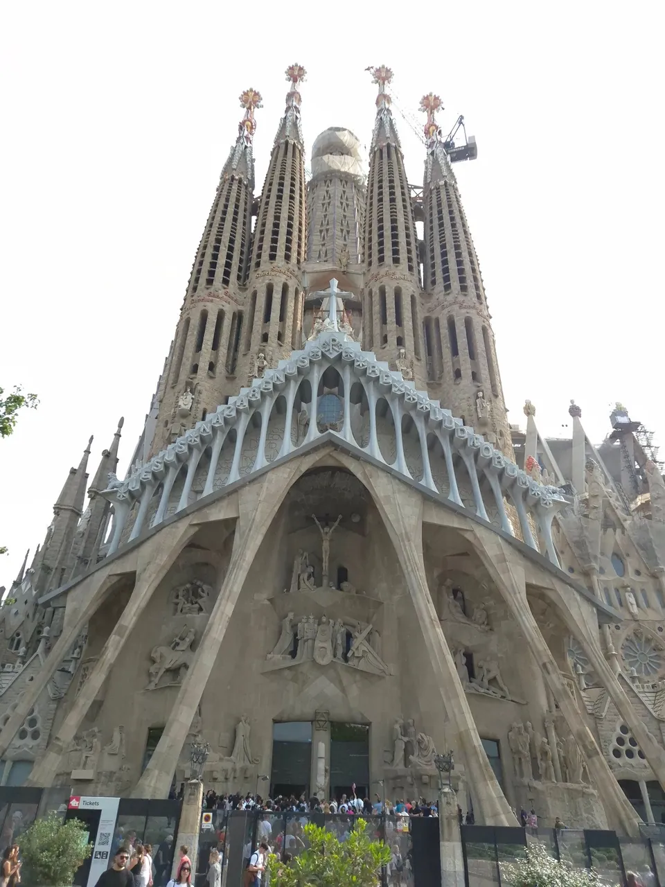 Fachada de la Sagrada Familia en Barcelona